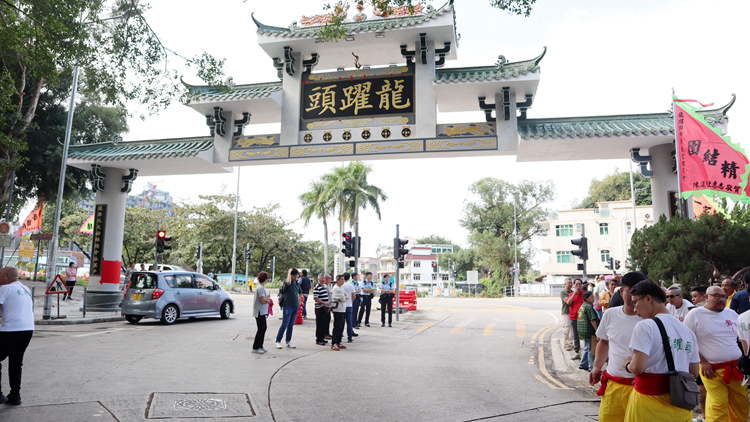 龍躍頭牌樓開(kāi)光庇佑村民