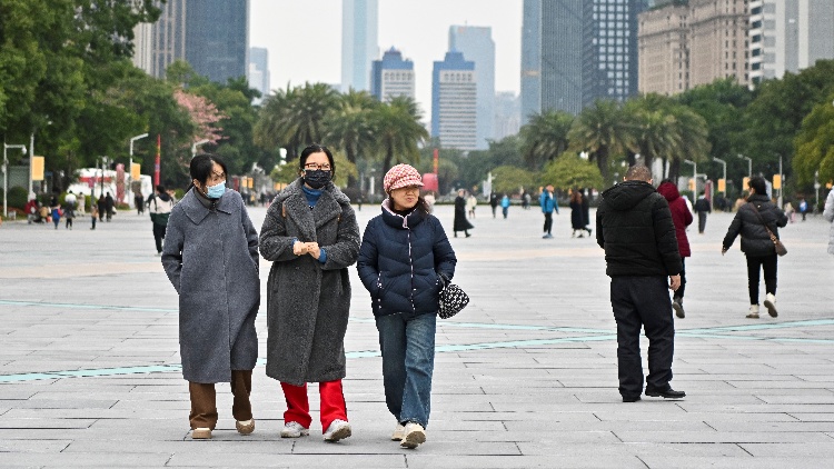 江南等地降雨持續(xù) 2024首場(chǎng)寒潮蓄勢(shì)待發(fā)