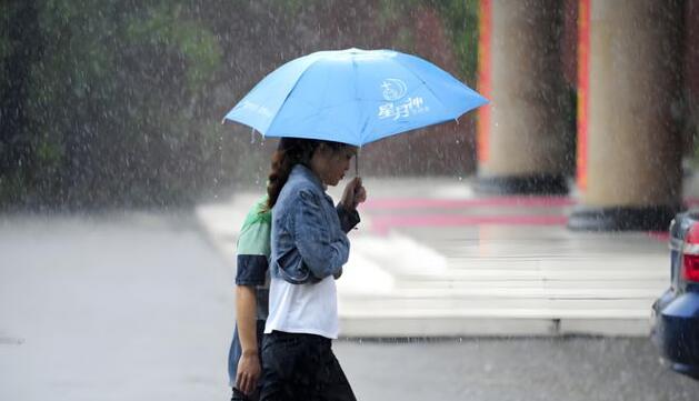 南方強(qiáng)降雨過(guò)程持續(xù) 廣東廣西局地有特大暴雨