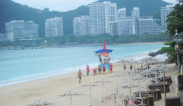 海南三亞多家景區(qū)暫停營業(yè) 部分航班取消！