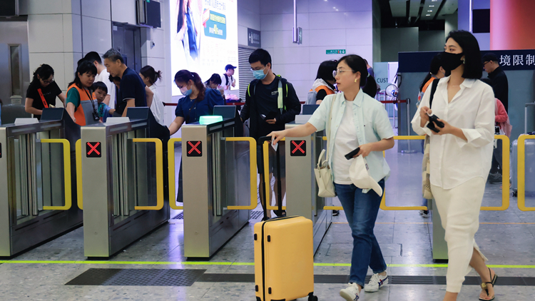 料天氣惡劣 今明兩日部分來往西九龍站及內(nèi)地高鐵車次取消