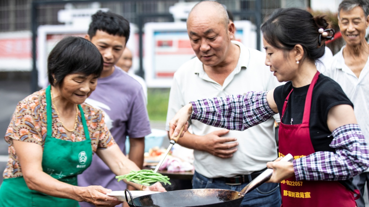 皖黟縣柯村鎮(zhèn)：「五黑」美食比拼 激發(fā)農(nóng)旅融合新動能