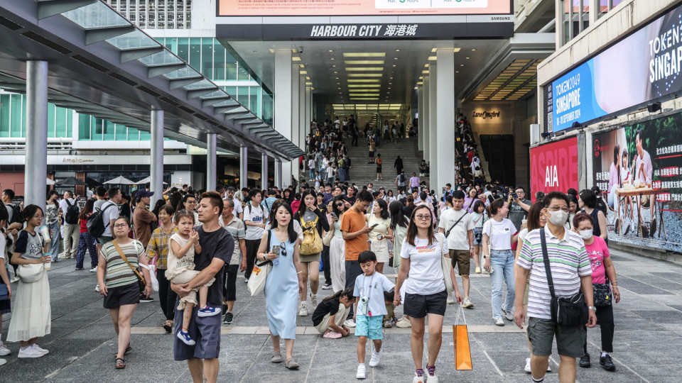 內(nèi)地訪港旅客增長(zhǎng)近三成 「一簽多行」效果明顯