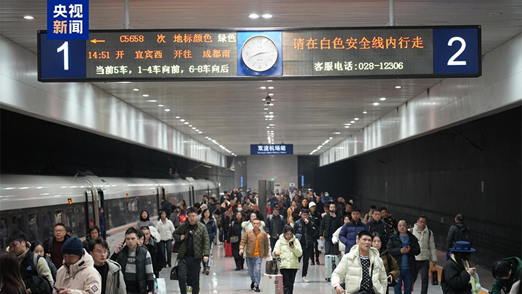 全國鐵路明年1月5日實行新列車運行圖