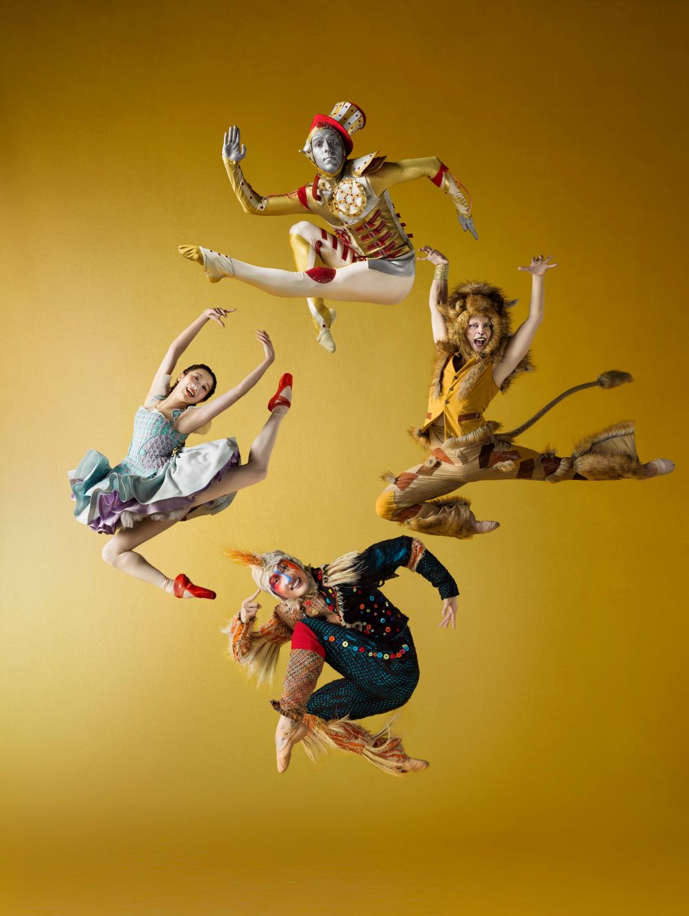 09 The Wizard of Oz _ Dancers_ Yang Ruiqi, Jonathan Spigner, Albert Gordon, Wang Zi _ Creative_ Design Army _ Photography_ Dean Alexander _ Courtesy of Hong Kong Ballet (1).jpg