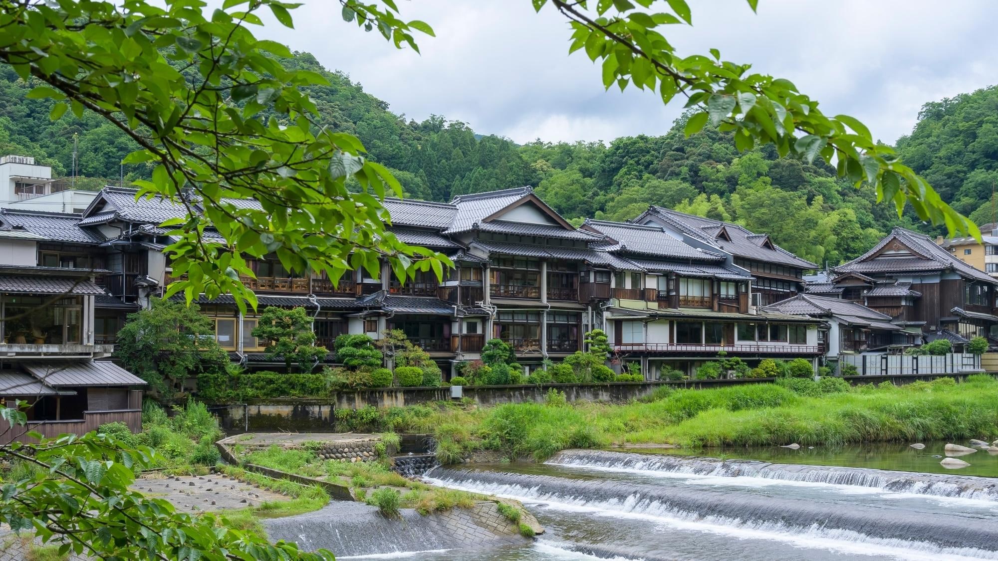 (1) 三朝溫泉旅館大橋.jpg