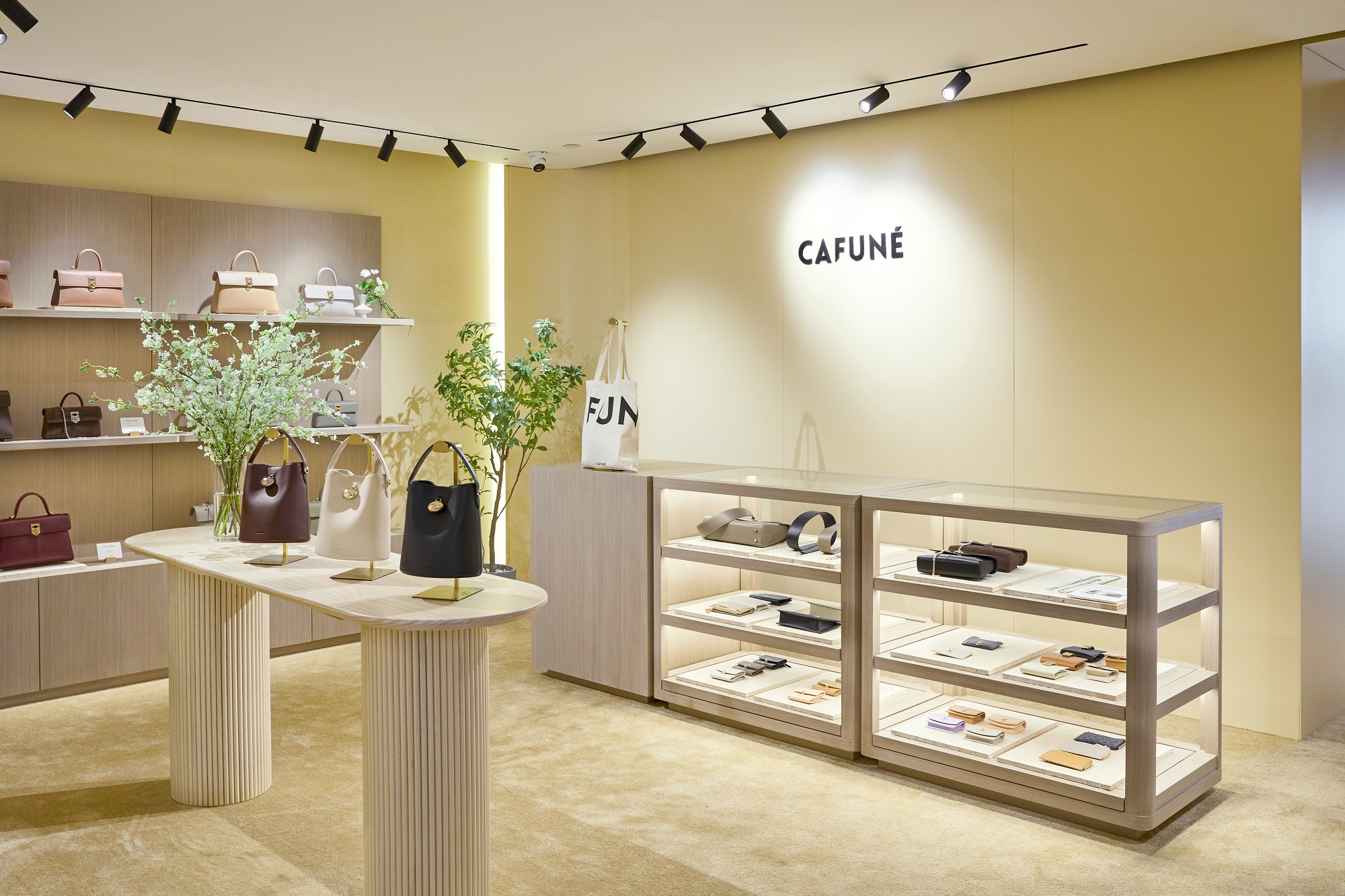 01_Cafuné_HK Popup Store Opening_2.jpg